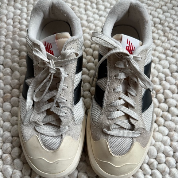 New Balance CT302 Sneakers in Cream - Picture 3 of 8